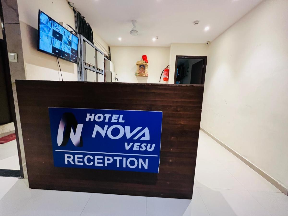 Hotel Nova Vesu Сурат Екстер'єр фото